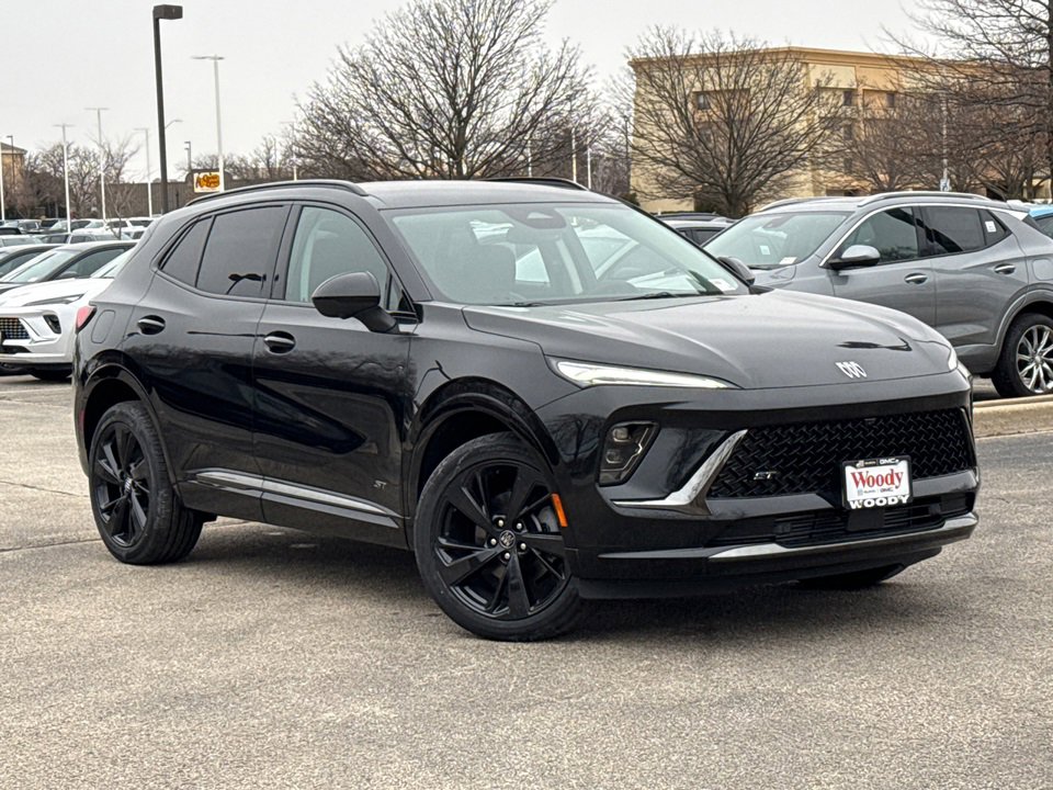 2025 Buick Envision Sport Touring photo 2