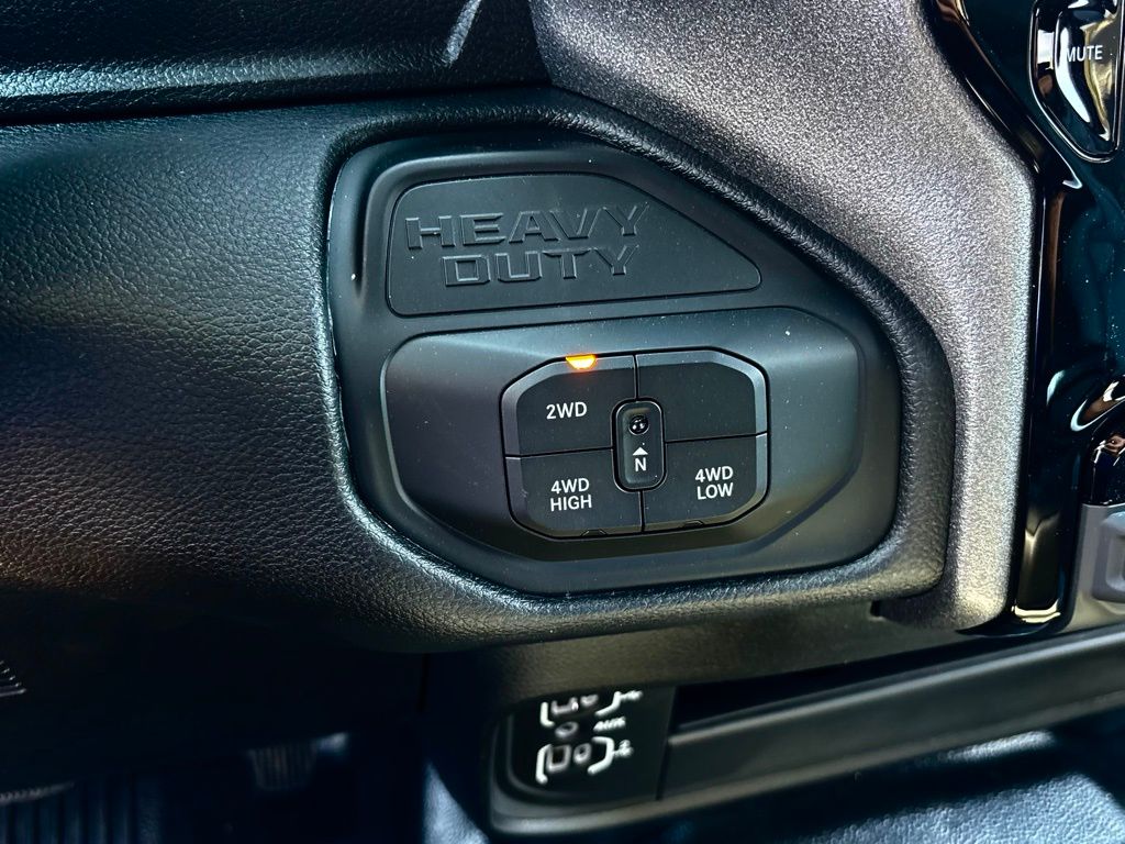 2025 Ram 3500 Tradesman photo 19