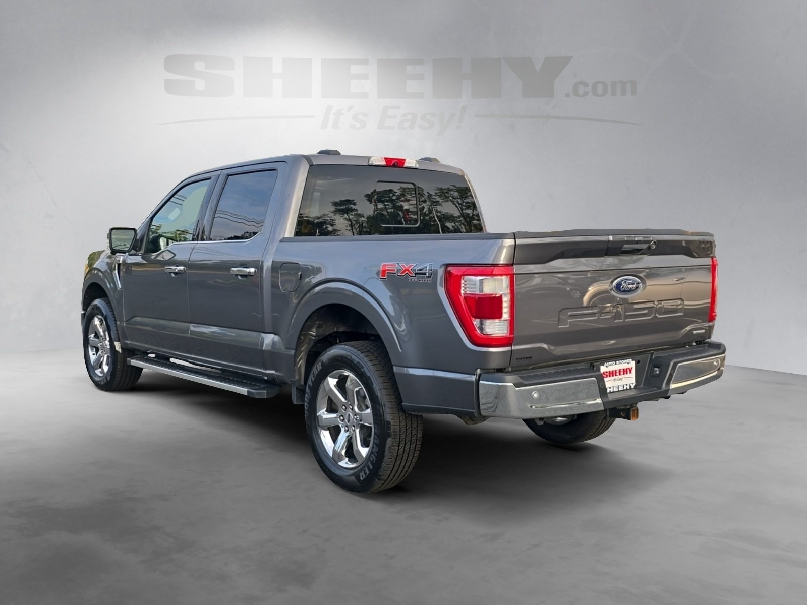 2022 Ford F-150 Lariat photo 2