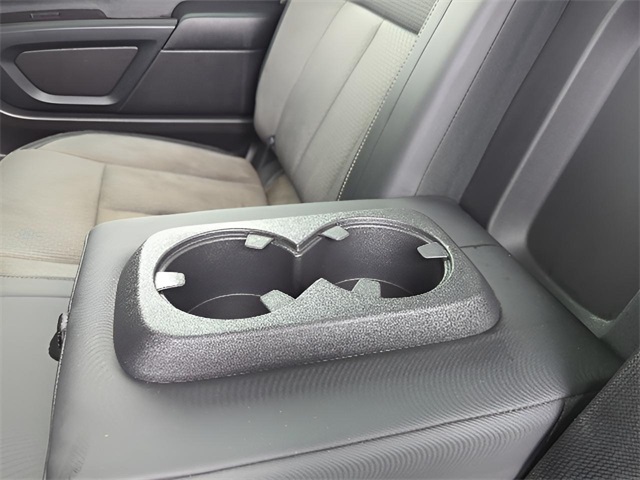 2019 Nissan Titan S Crew Cab photo 24