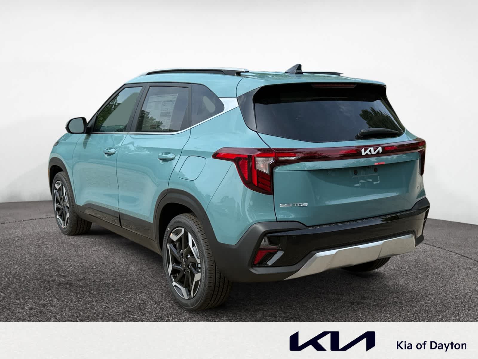 2026 Kia Seltos SX photo 2