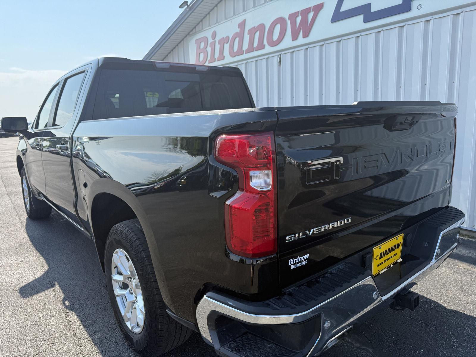 2023 Chevrolet Silverado 1500 LT photo 8