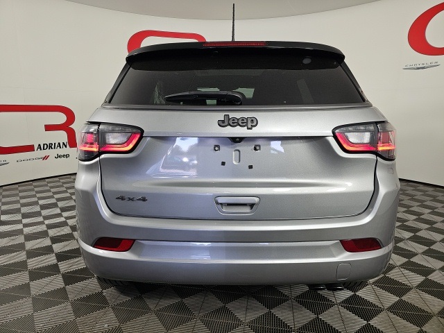 2022 Jeep Compass High Altitude photo 3
