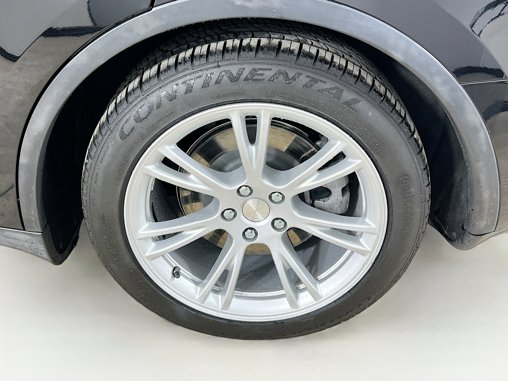 2021 Tesla Model Y Long Range photo 28