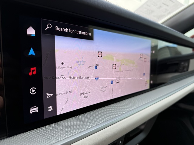 2025 Porsche Cayenne Base photo 15