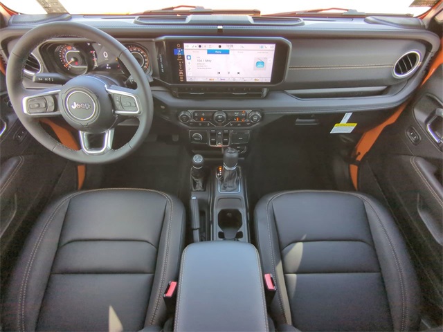 2025 Jeep Wrangler Sahara photo 13