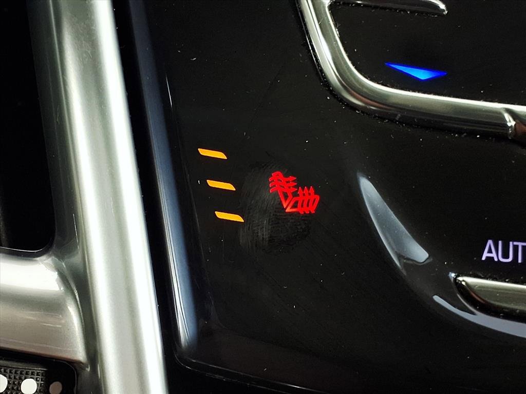 2015 Cadillac SRX Luxury photo 4