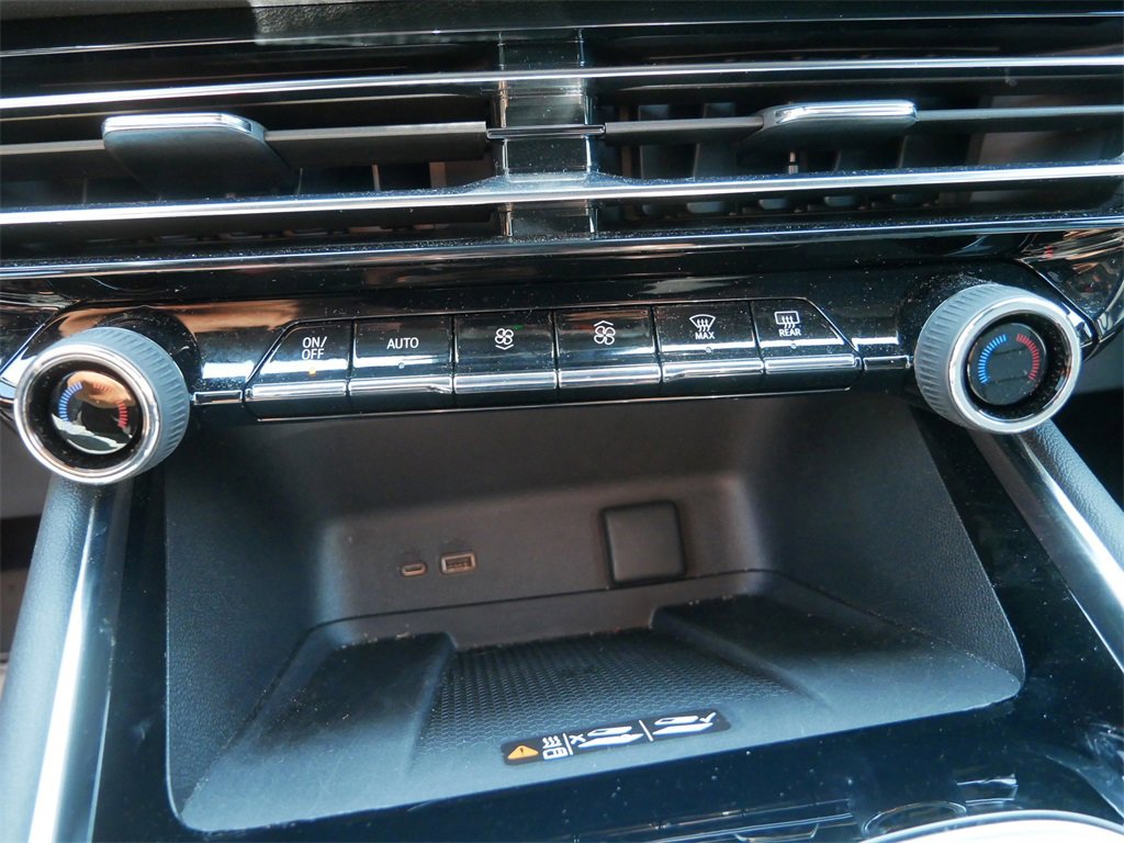 2025 Chevrolet Traverse High Country photo 18