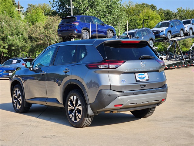 2021 Nissan Rogue SV photo 5