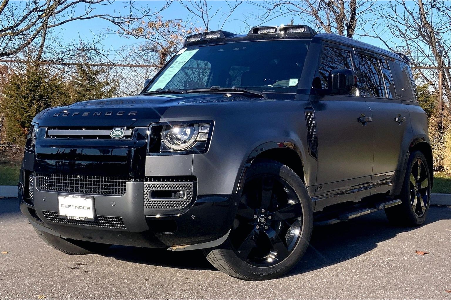 2023 Land Rover Defender Carpathian Edition's photo