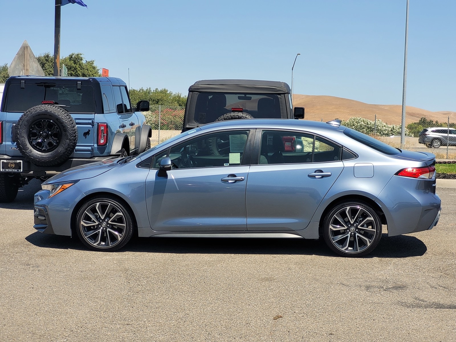 2022 Toyota Corolla SE photo 7