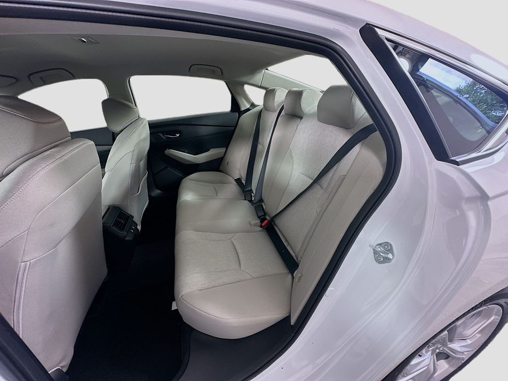 2025 Honda Accord 1.5T LX photo 15