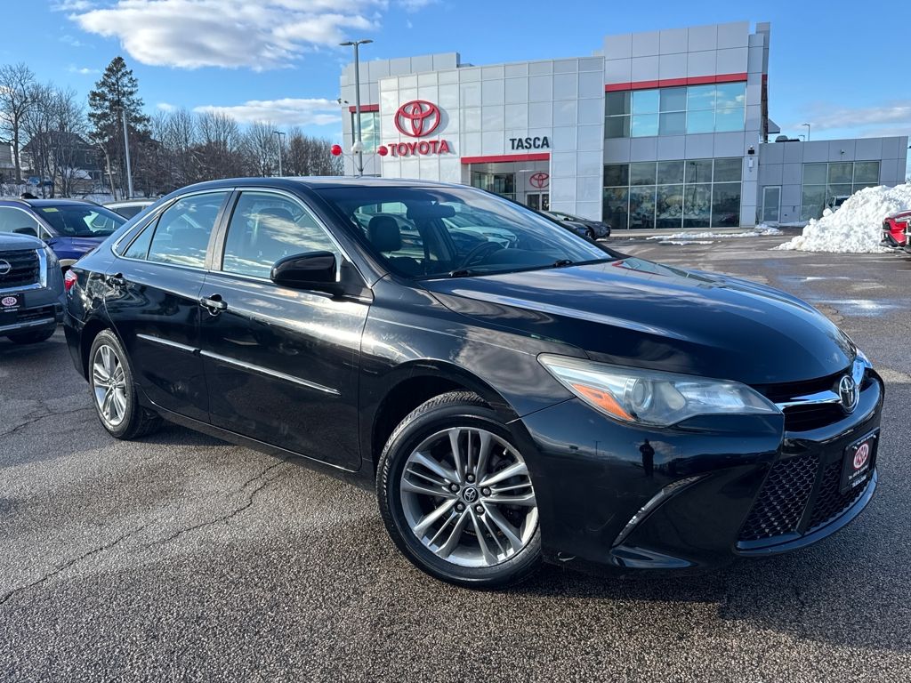 2015 Toyota Camry SE
