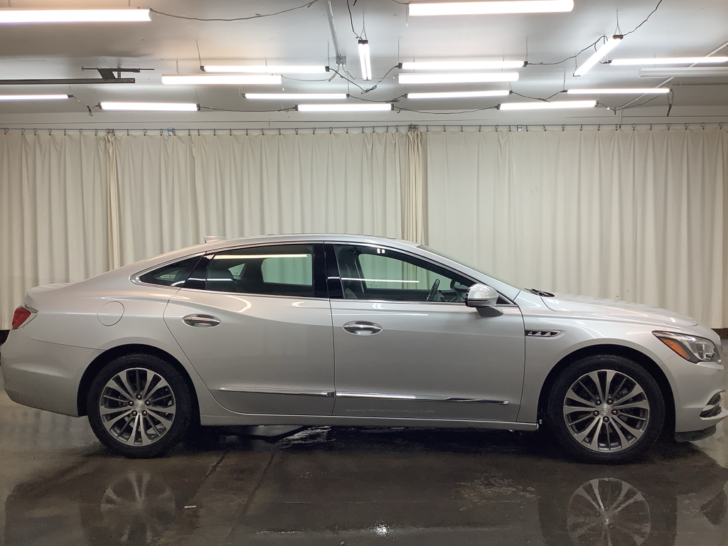 2018 Buick LaCrosse Essence photo 4