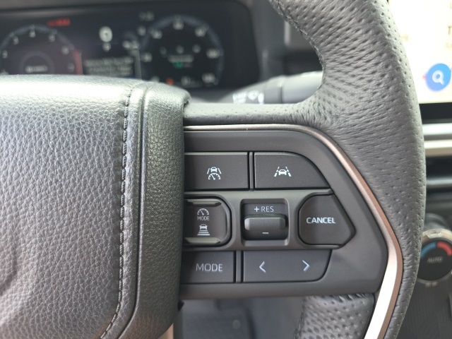 2025 Toyota Tacoma TRD Off-Road photo 17