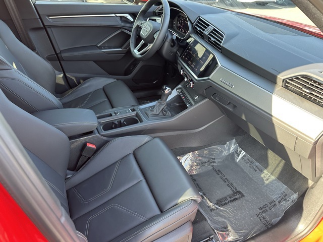 2025 Audi Q3 Premium S line photo 16