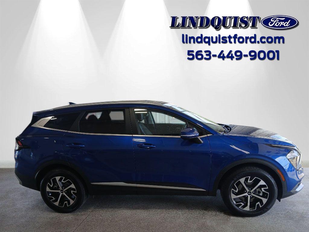 2023 Kia Sportage EX's photo