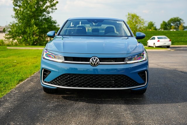 2025 Volkswagen Jetta 1.5T SE photo 32