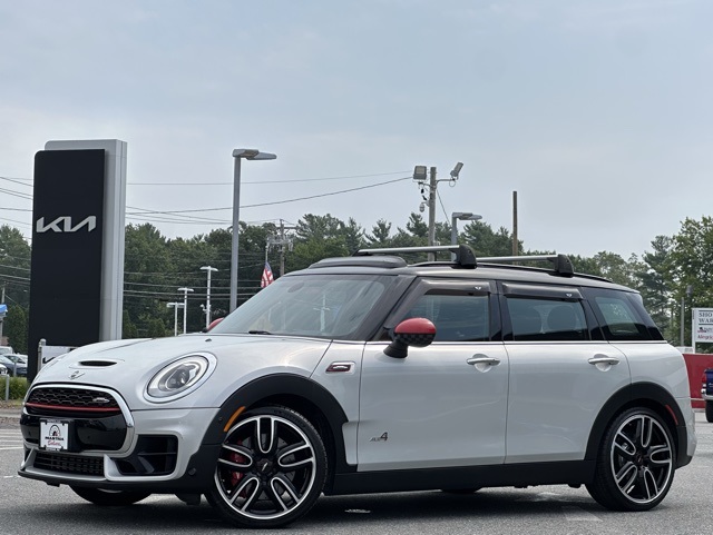 2017 Mini Clubman John Cooper Works ALL4 photo 2