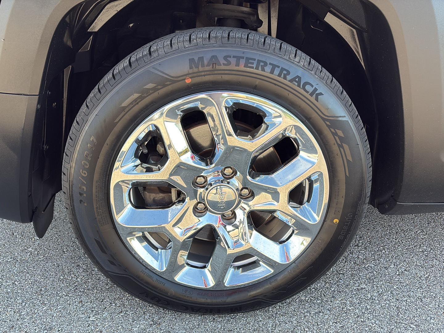 2018 Jeep Renegade Latitude North Edition photo 10