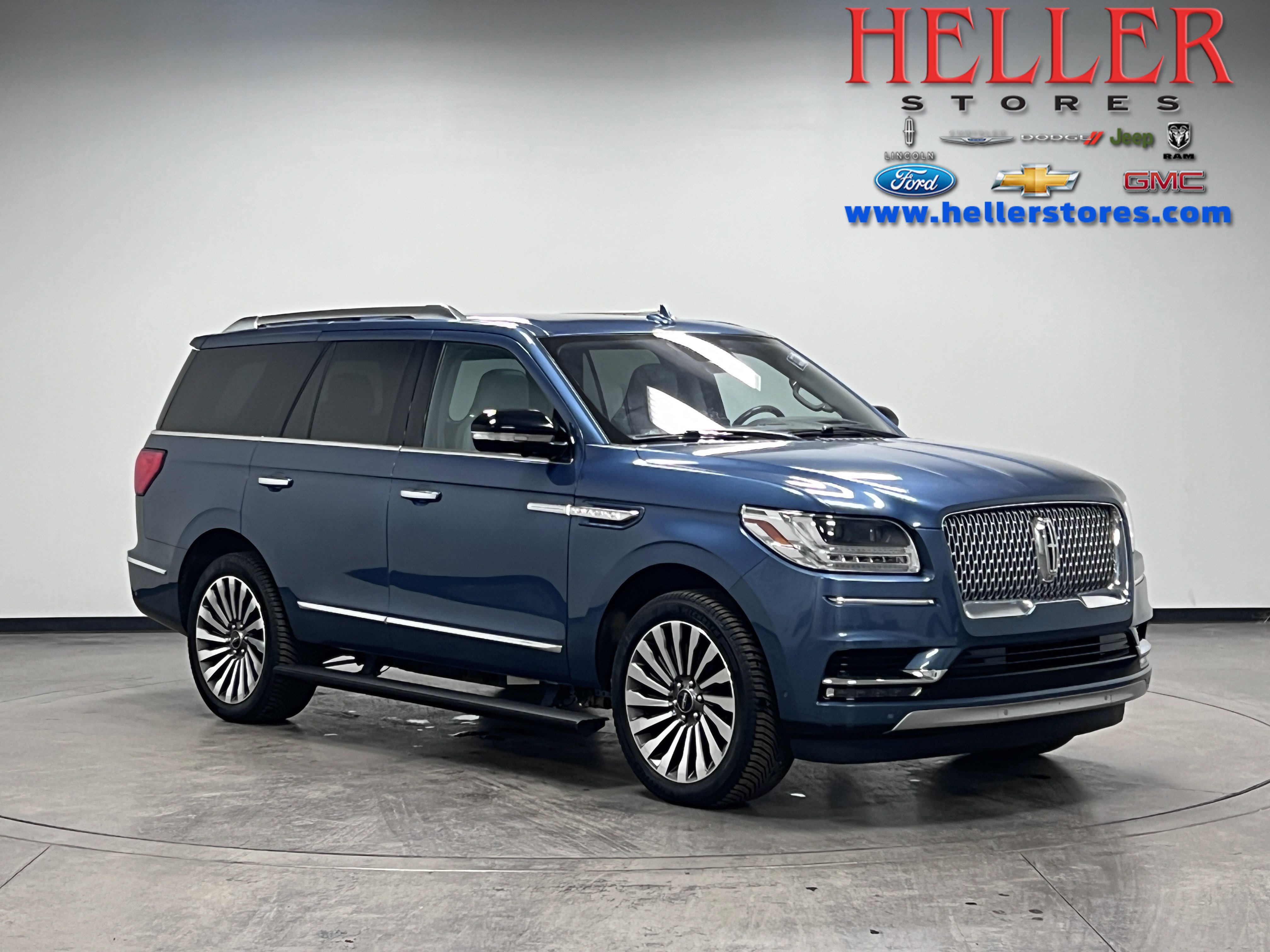 2019 Lincoln Navigator Reserve's photo