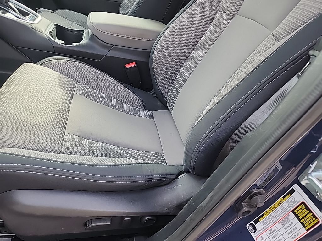 2025 Subaru Outback Premium photo 13