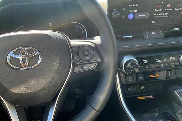 2025 Toyota RAV4 Hybrid XLE Premium photo 24