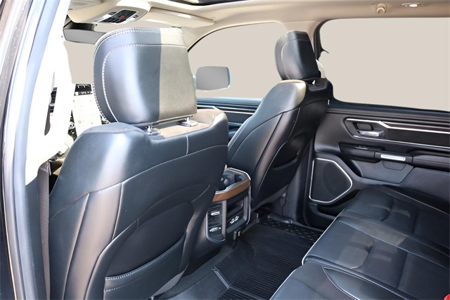 2022 Ram 1500 Laramie photo 12