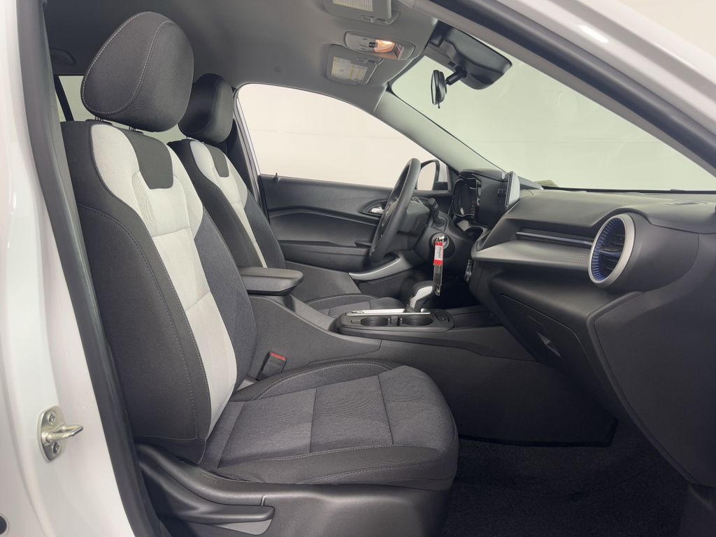 2024 Chevrolet Trax LS photo 14