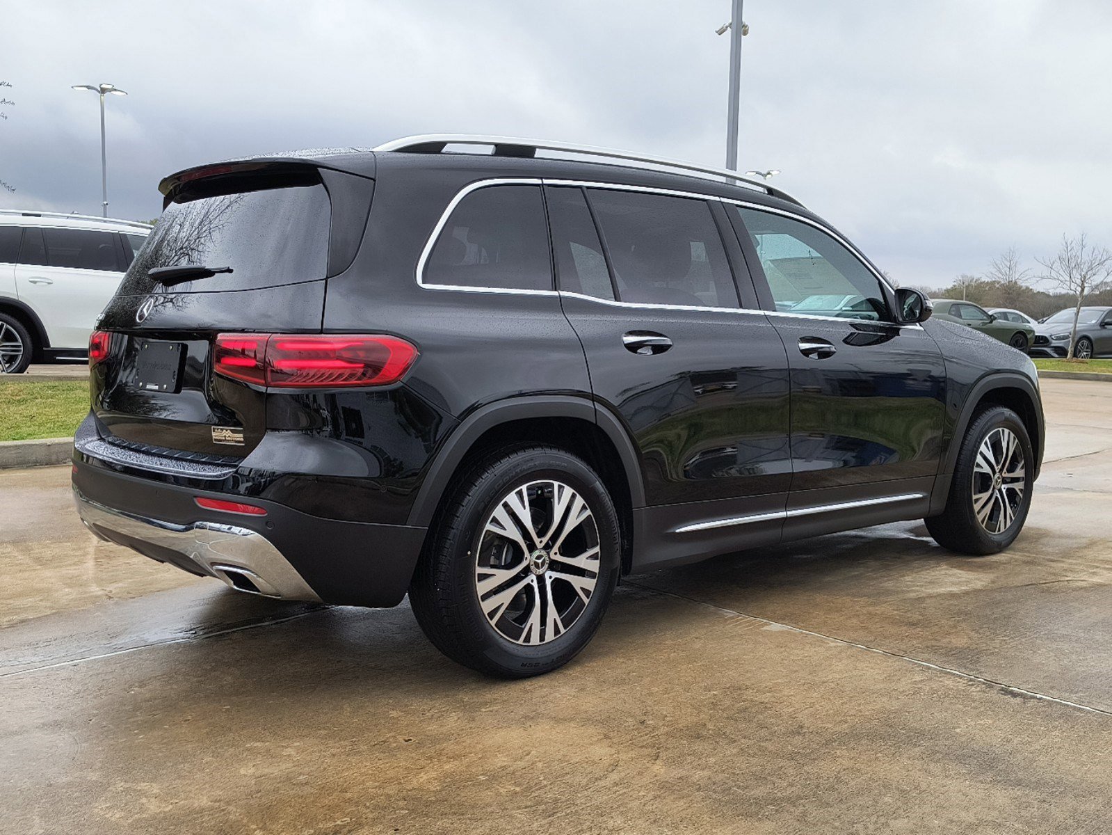2024 Mercedes Benz GLB photo 4