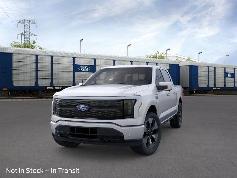 2025 Ford F-150 Lightning Platinum photo 2