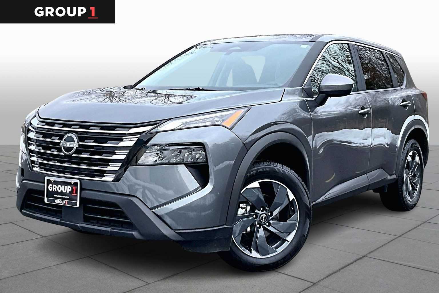 2025 Nissan Rogue SV's photo