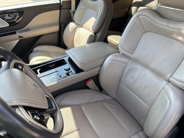 2022 Lincoln Aviator Reserve photo 17