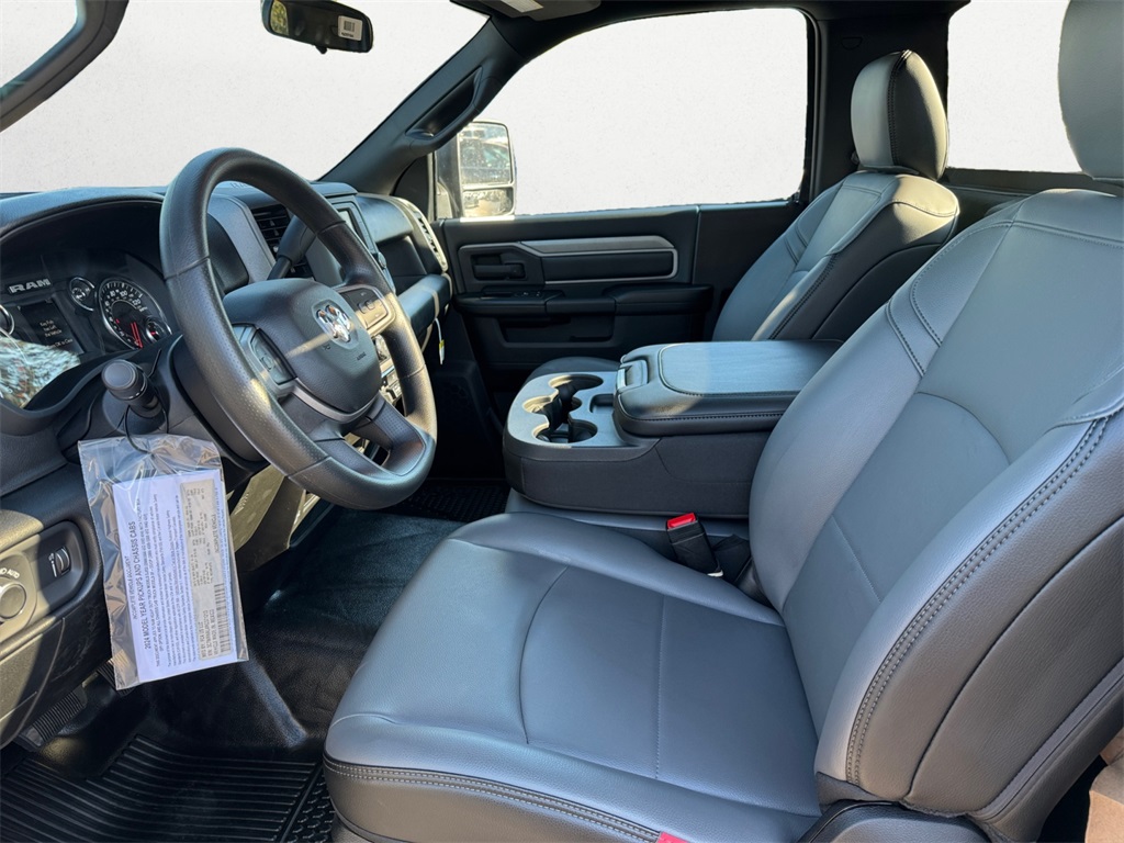 2024 Ram 5500 Tradesman photo 10