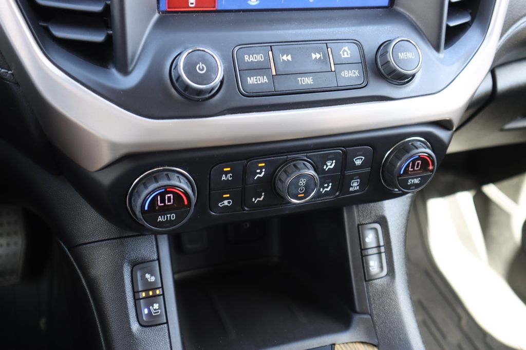 2019 Gmc Acadia Denali photo 14