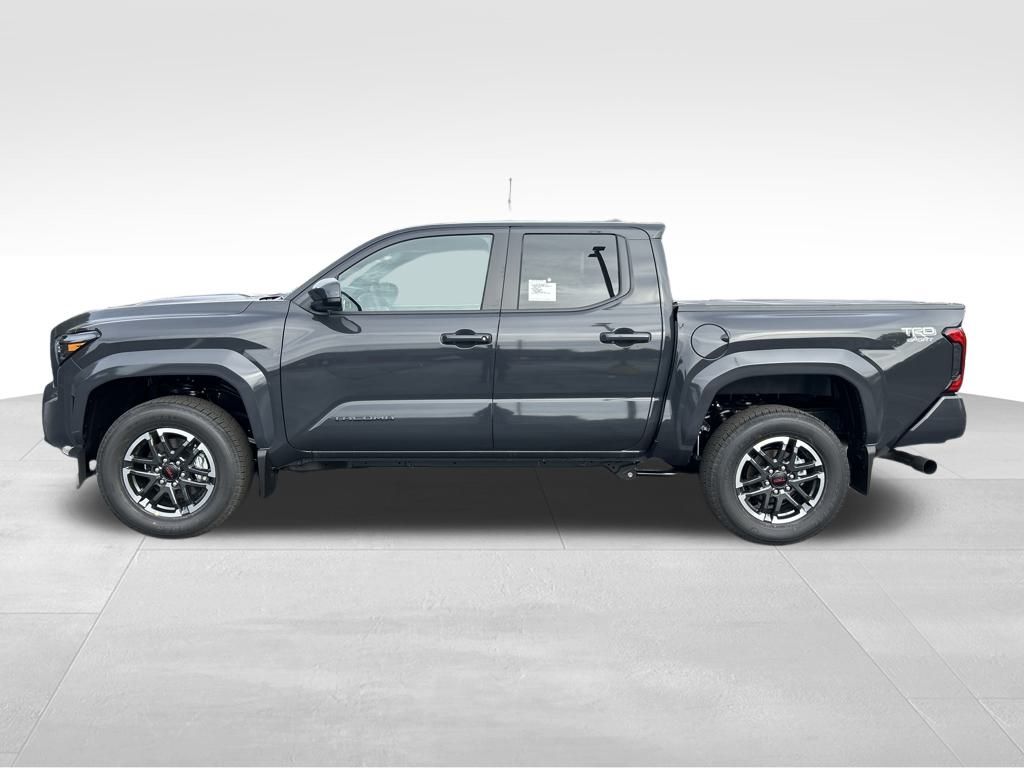 2025 Toyota Tacoma TRD Sport 4x4 Double Cab photo 2