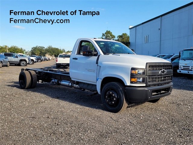 2024 Chevrolet Silverado 4500 Medium Duty Chassis Cab Work Truck's photo