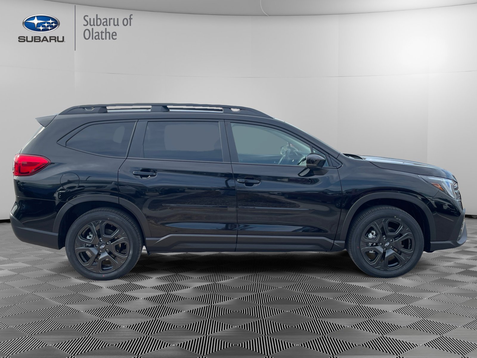 2025 Subaru Ascent Onyx Edition Touring photo 4