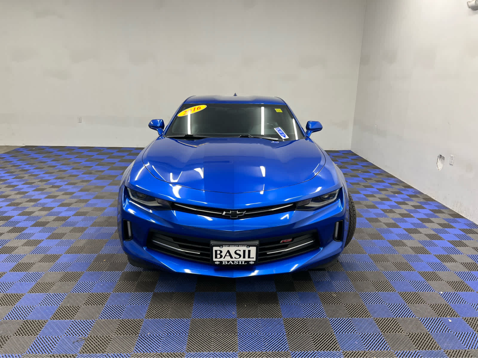 2016 Chevrolet Camaro 2LT photo 9