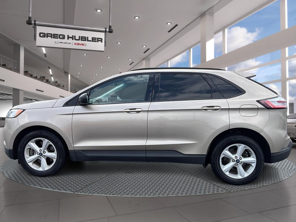 2020 Ford Edge SE photo 8