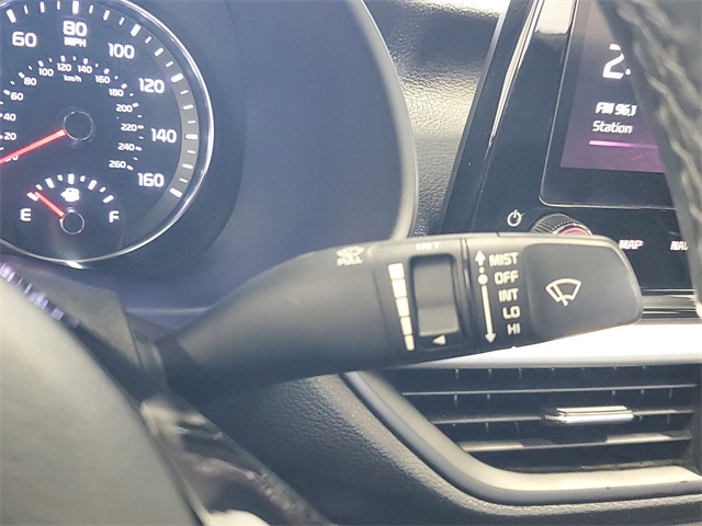 2023 Kia Forte GT-Line photo 16