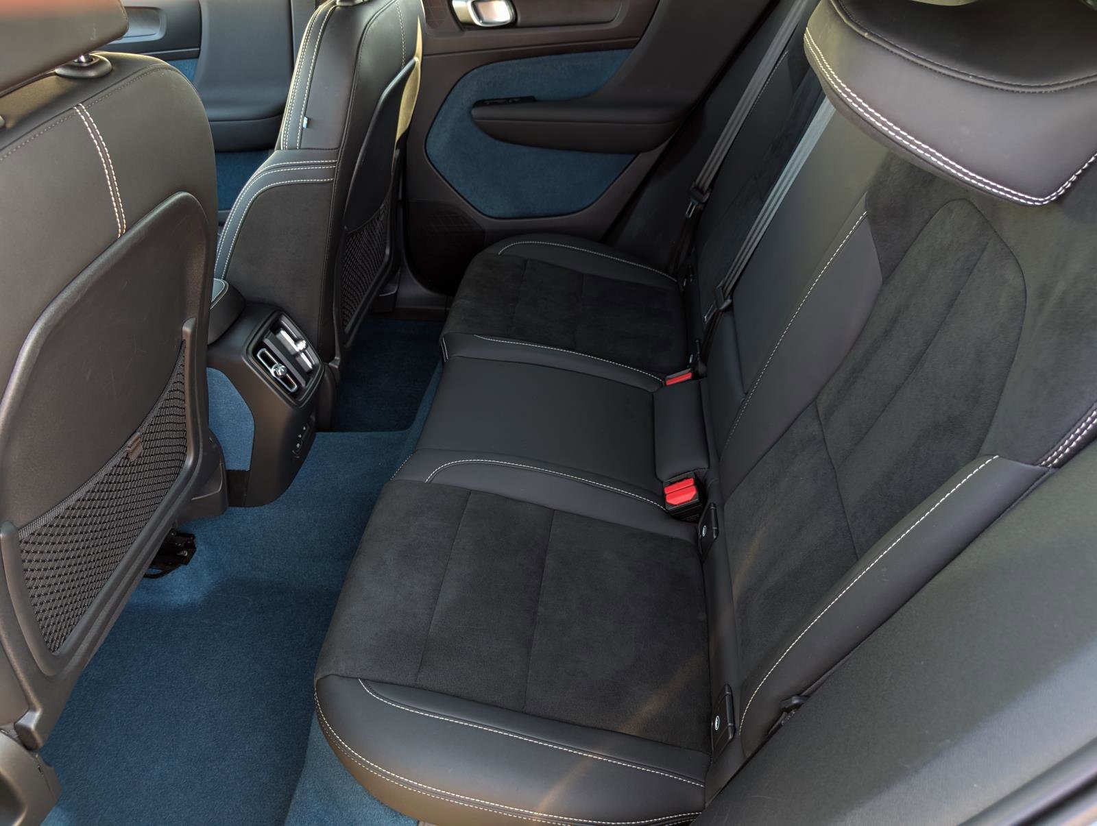 2023 Volvo C40 Recharge Ultimate photo 24