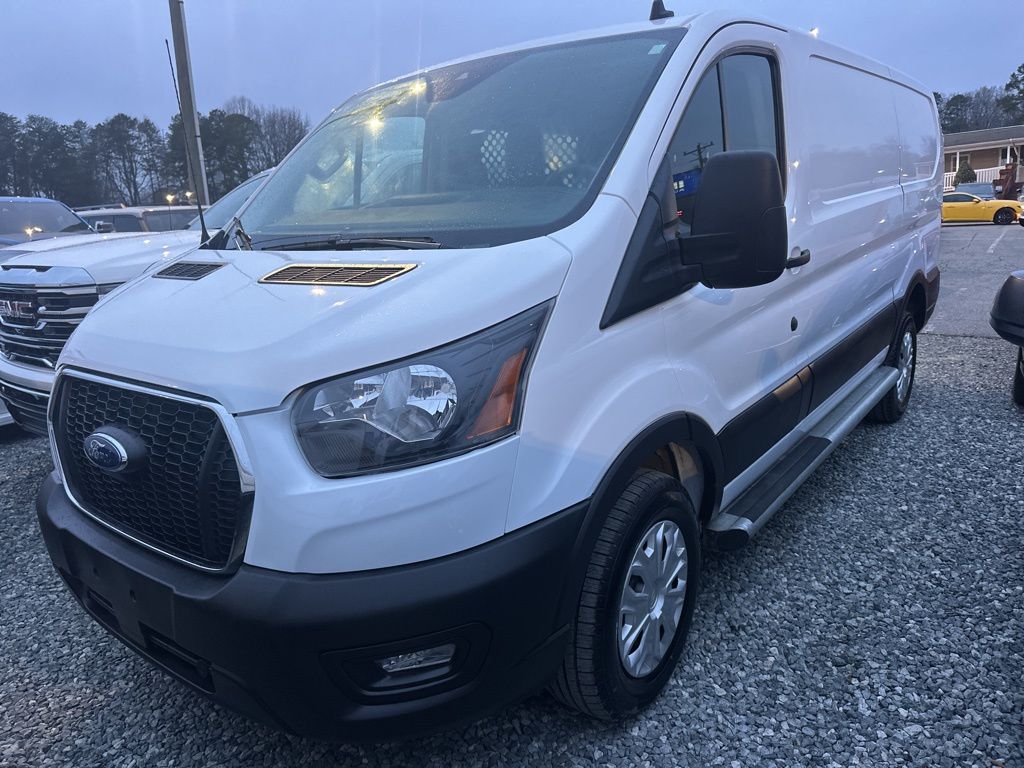 2024 Ford Transit Van Base's photo