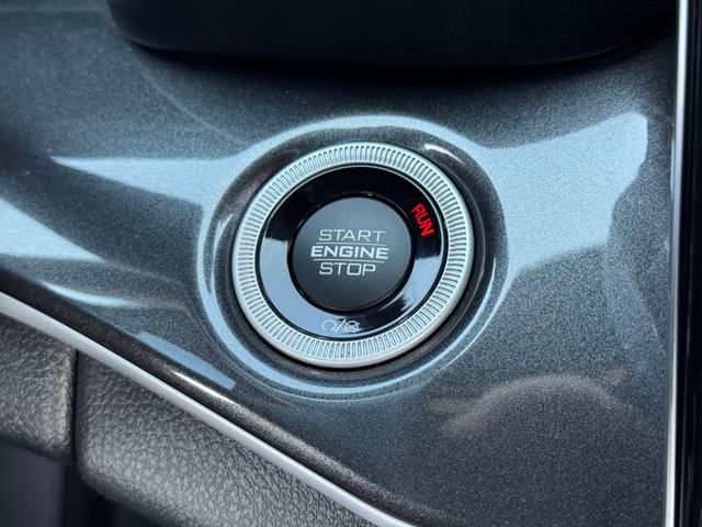 2022 Jeep Grand Cherokee Altitude photo 14