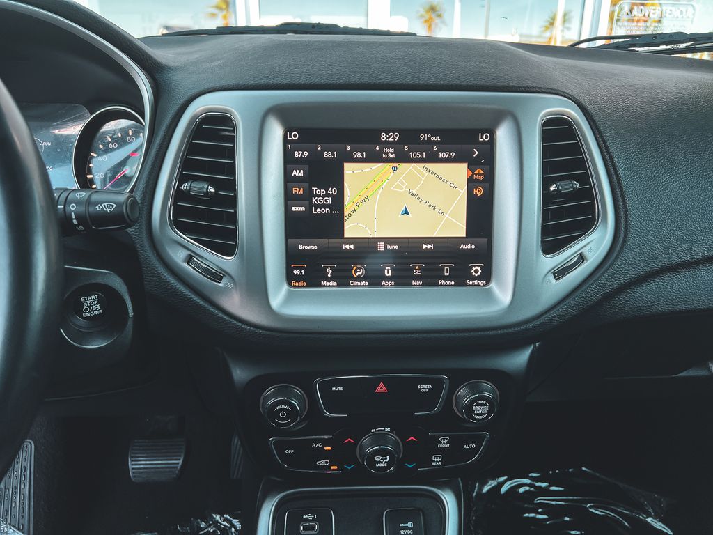 2019 Jeep Compass Latitude photo 15