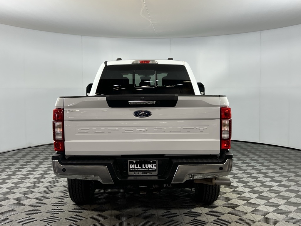 2022 Ford F-250 photo 2