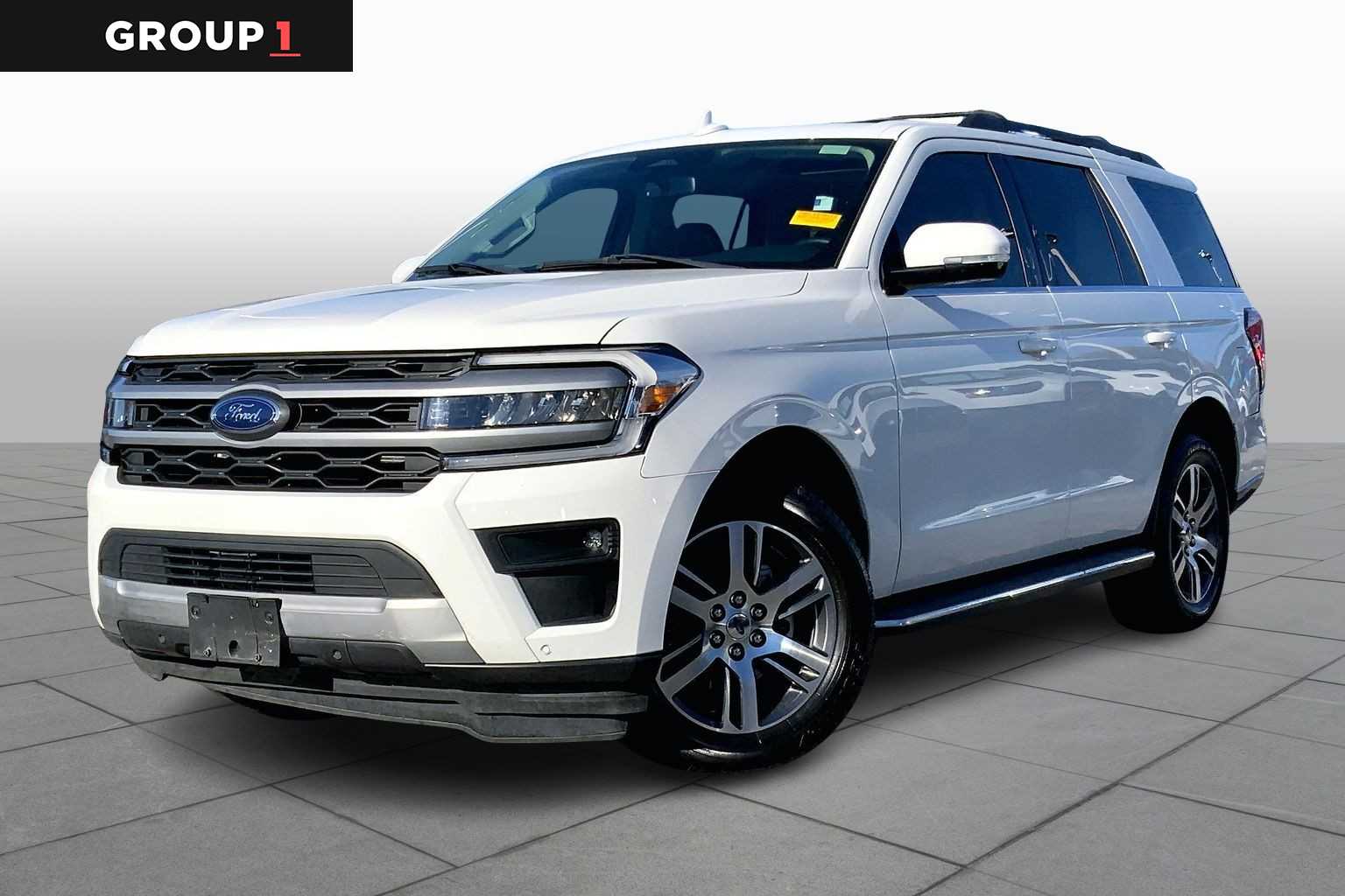 2022 Ford Expedition XLT's photo