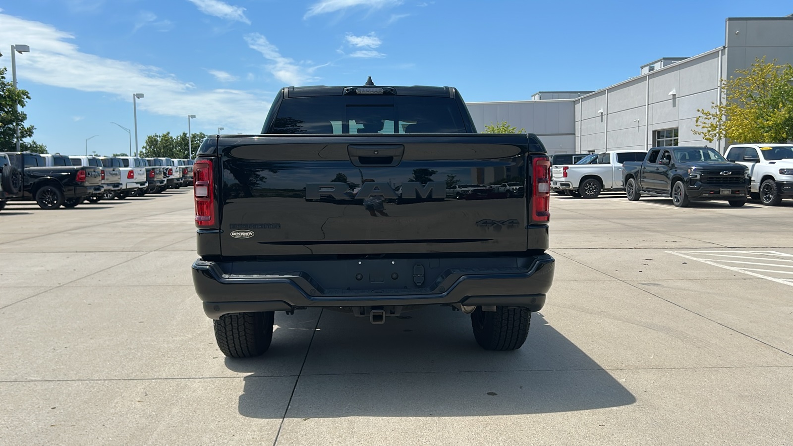 2025 Ram 1500 Big Horn Lone Star photo 3