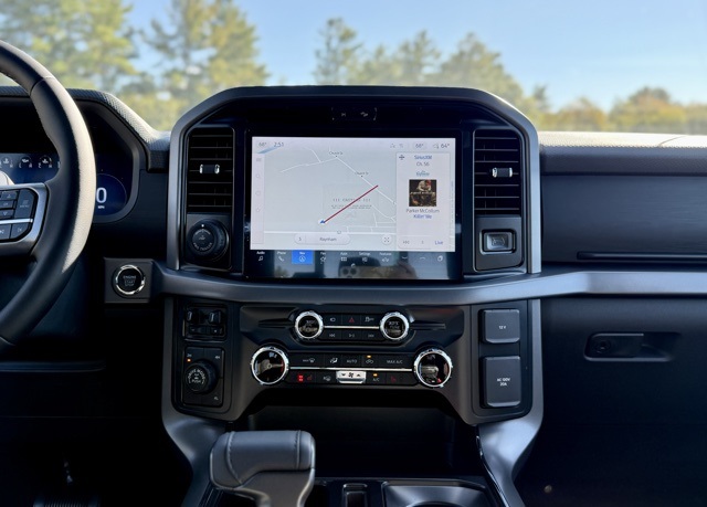 2025 Ford F-150 XLT photo 20