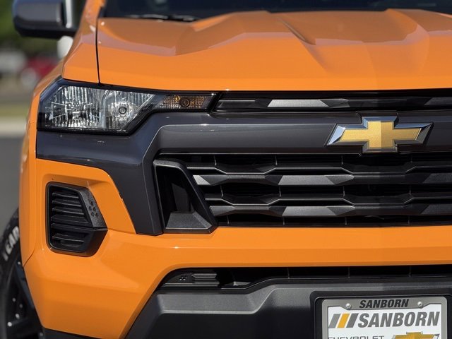 2025 Chevrolet Colorado Work Truck LT photo 6